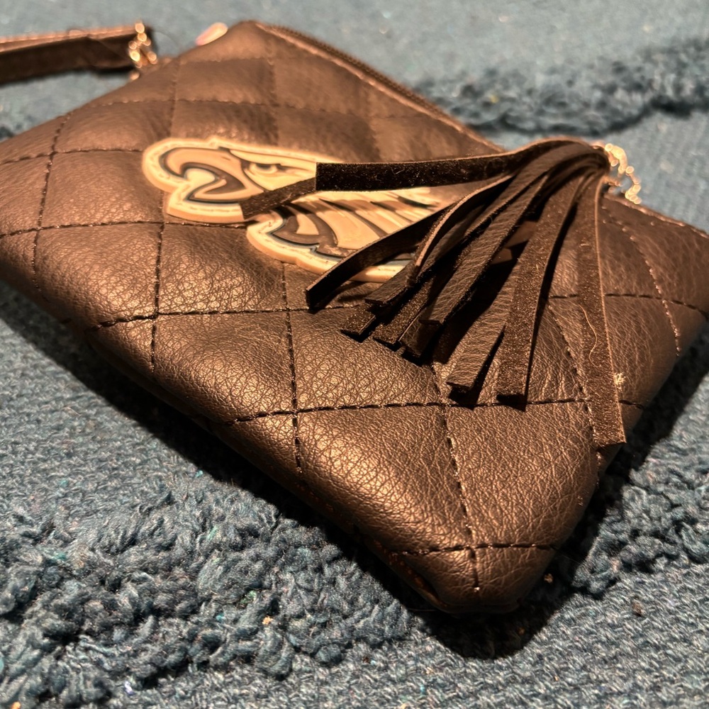 NWT Black NFL Philadelphia Eagles Quilted Wristlet Clutch ft Emblem & Tassel 🏈 - Picture 10 of 14
